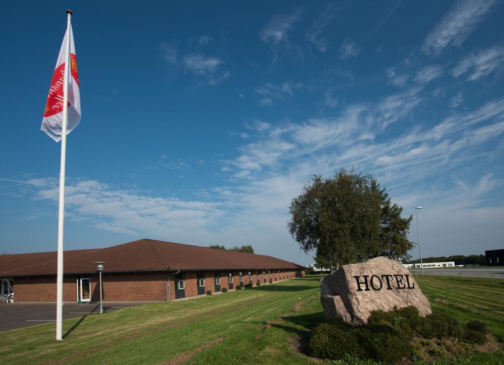 Hotel Lynggaarden ヘアニング エクステリア 写真